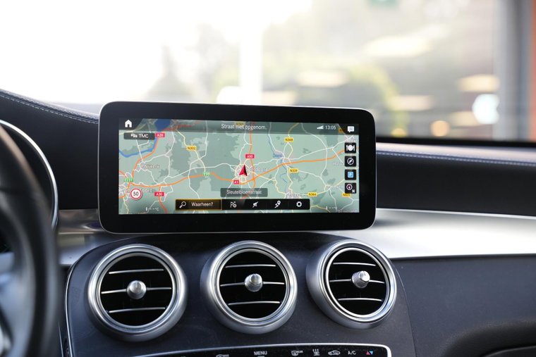 Vehicle Image 13