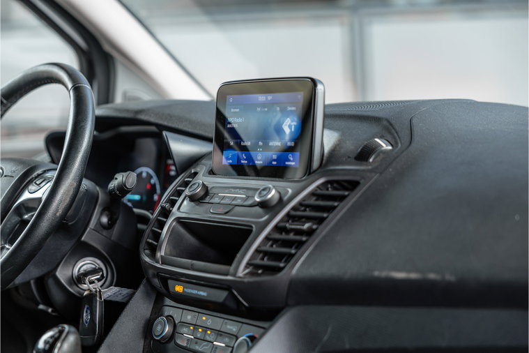 Vehicle Image 12