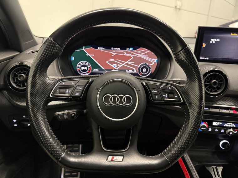 Vehicle Image 29