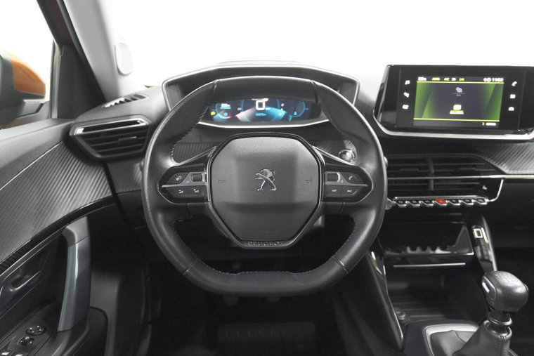 Vehicle Image 24