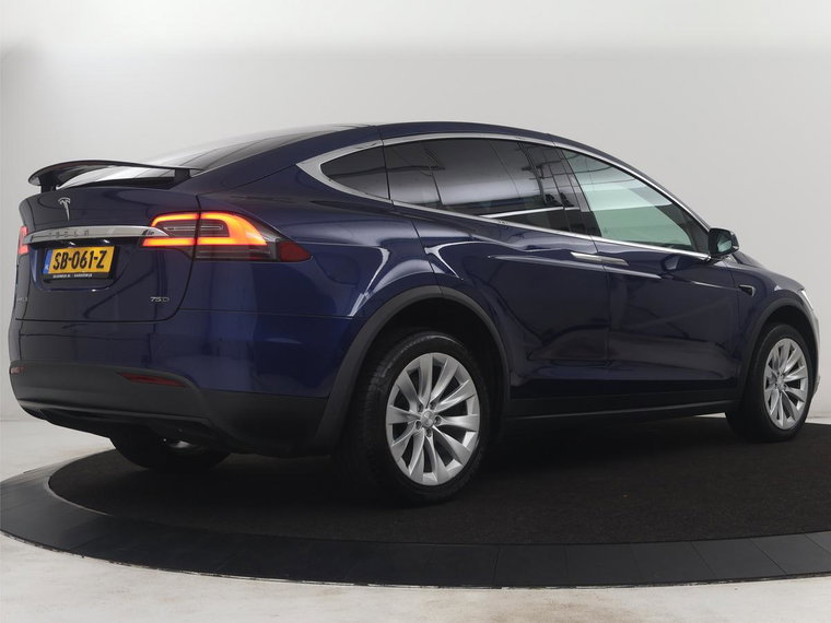 Vehicle Image 40