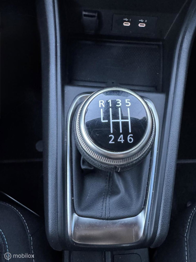 Vehicle Image 33