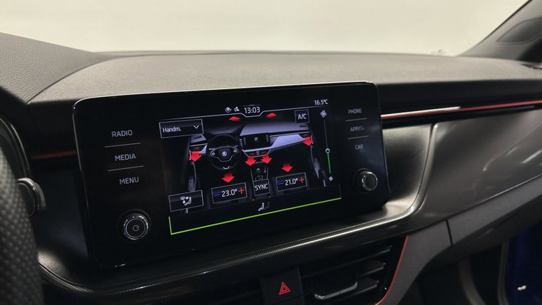 Vehicle Image 35