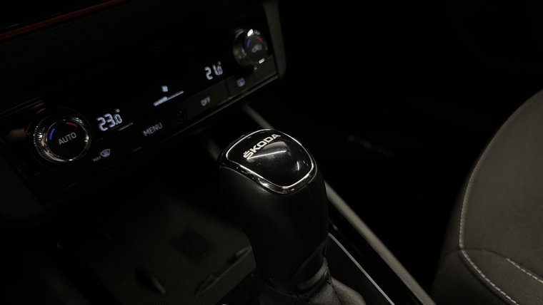 Vehicle Image 45