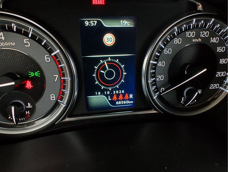Vehicle Image 14