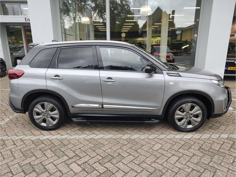 Vehicle Image 6