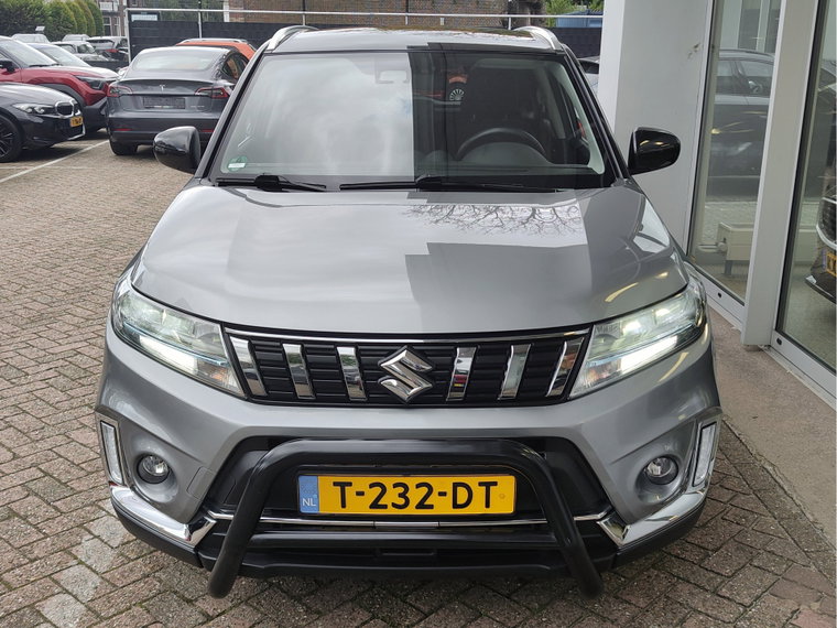 Vehicle Image 8
