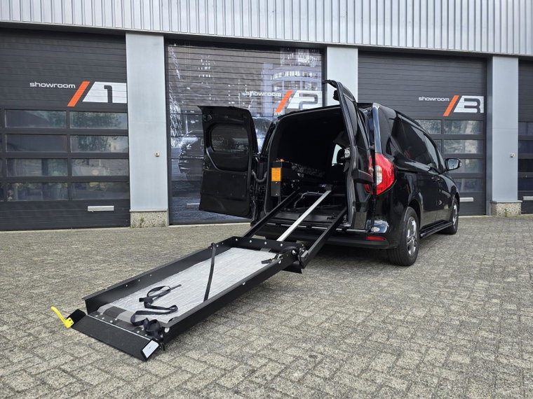 Vehicle Image 35