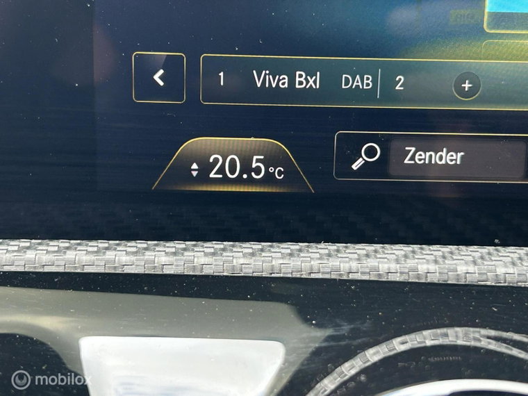 Vehicle Image 31