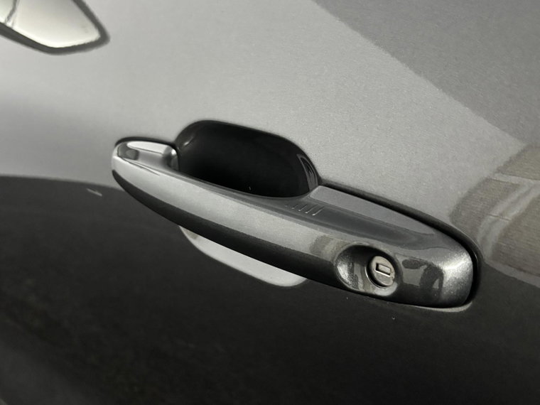 Vehicle Image 39