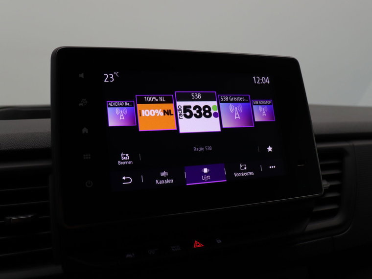 Vehicle Image 38