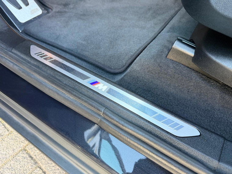 Vehicle Image 26