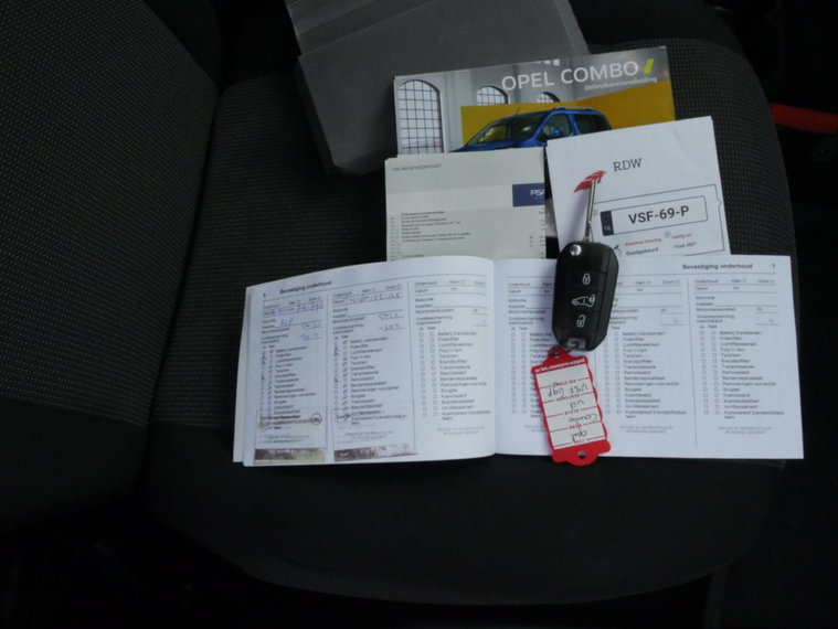 Vehicle Image 17