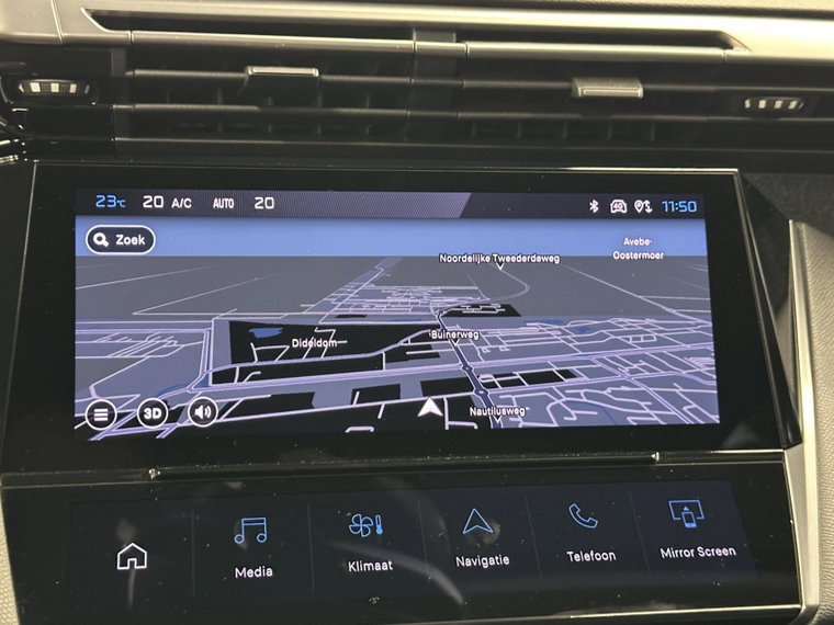 Vehicle Image 36