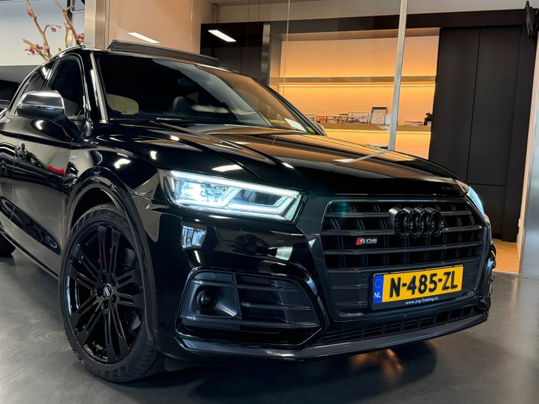 Vehicle Image 35