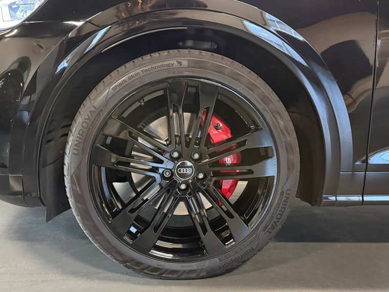Vehicle Image 36
