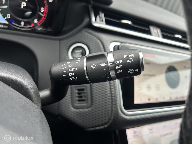 Vehicle Image 27