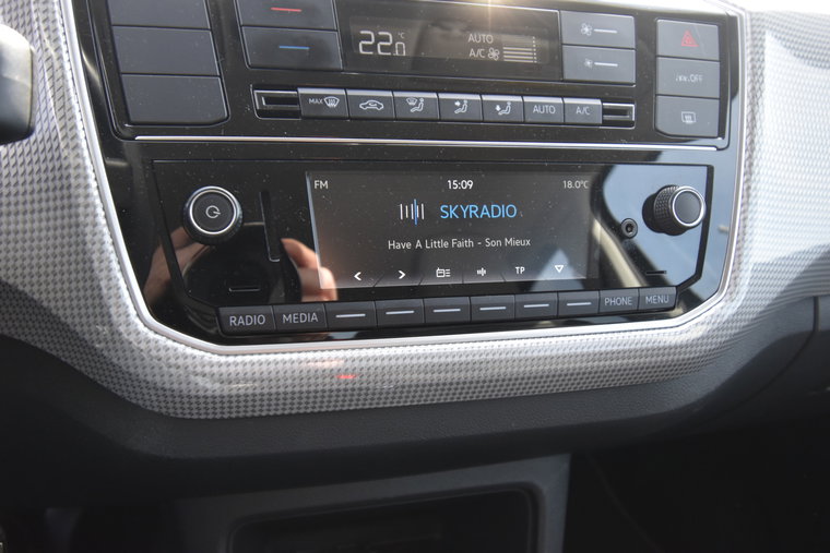 Vehicle Image 17