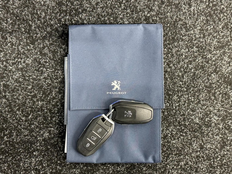 Vehicle Image 40