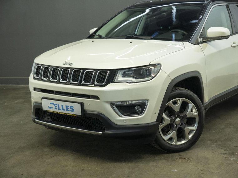 Vehicle Image 38
