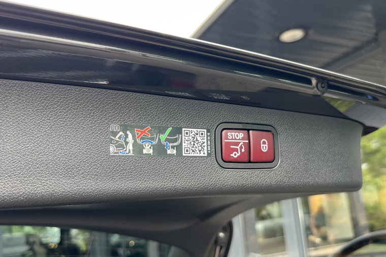 Vehicle Image 37