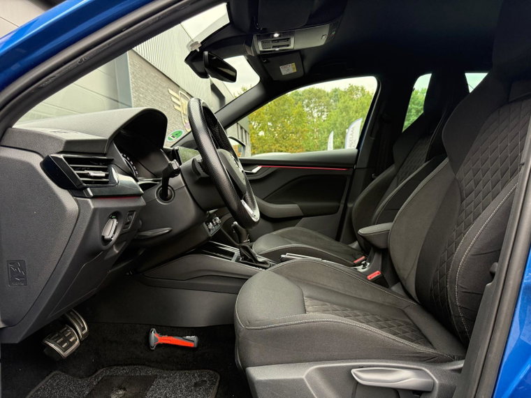 Vehicle Image 18