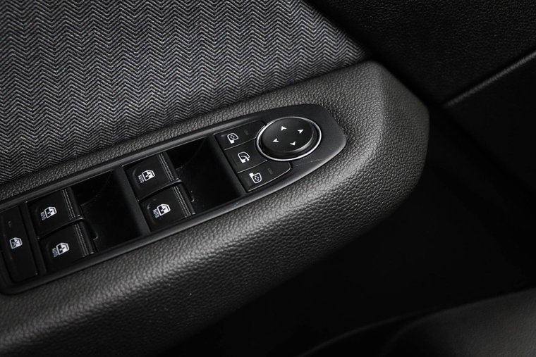 Vehicle Image 27