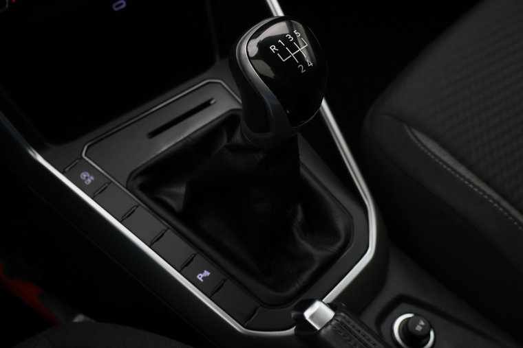 Vehicle Image 38