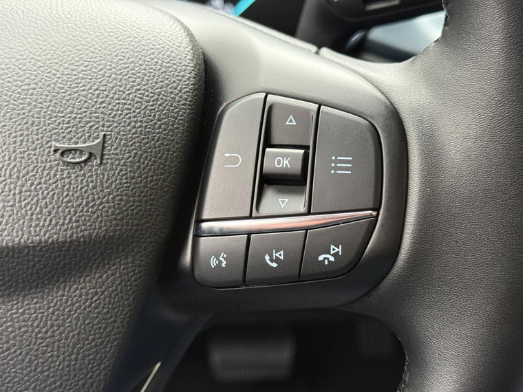 Vehicle Image 28