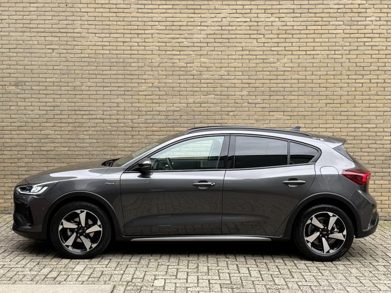 Vehicle Image 38