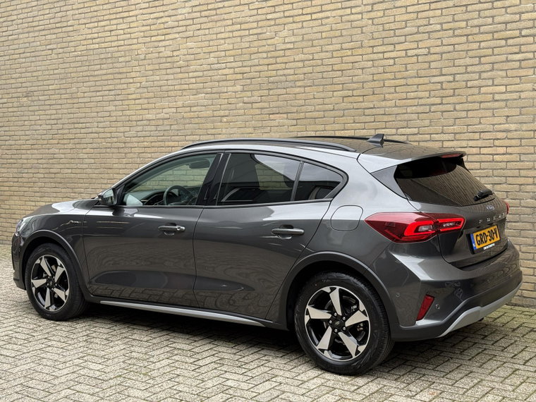 Vehicle Image 40