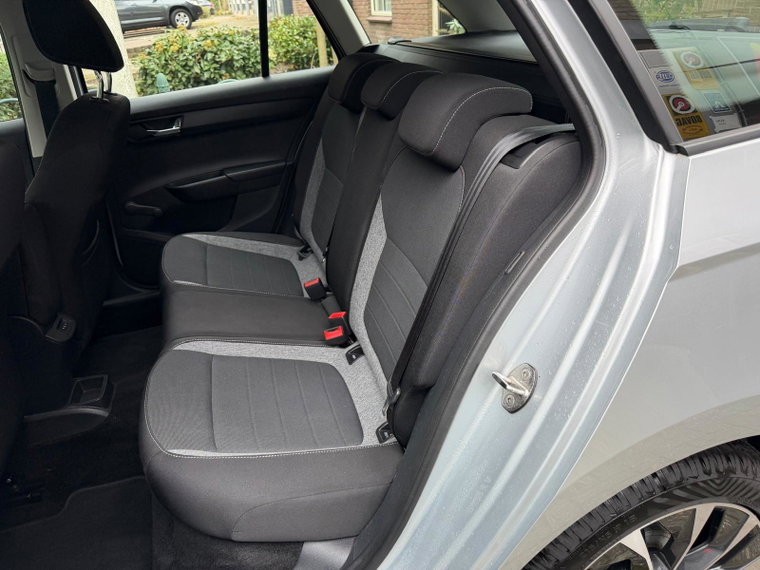 Vehicle Image 31