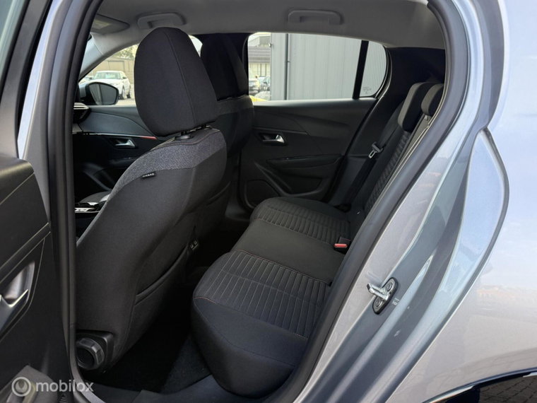 Vehicle Image 22