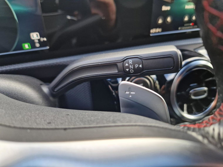 Vehicle Image 33