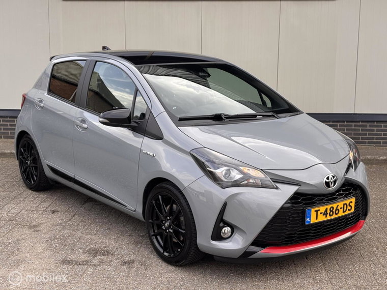 Vehicle Image 9