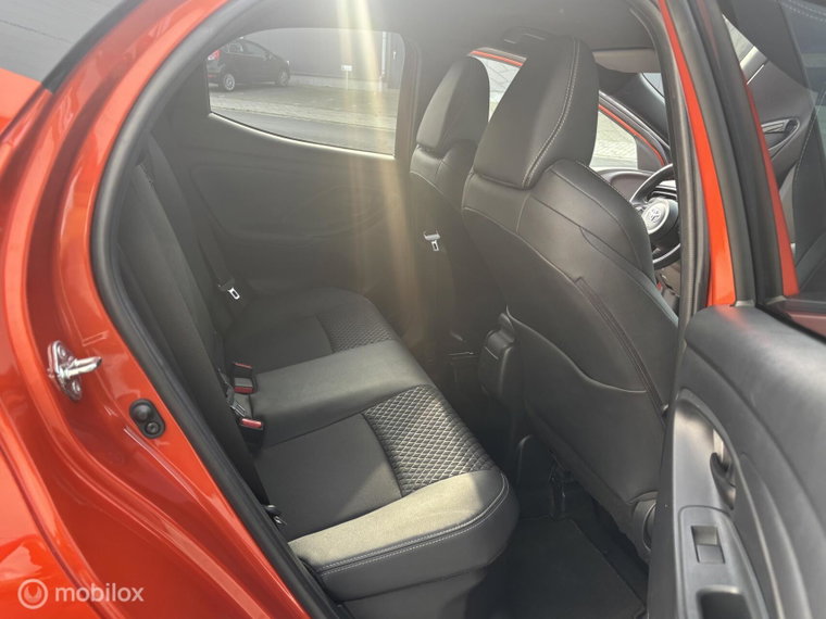 Vehicle Image 17
