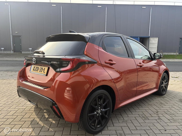 Vehicle Image 5