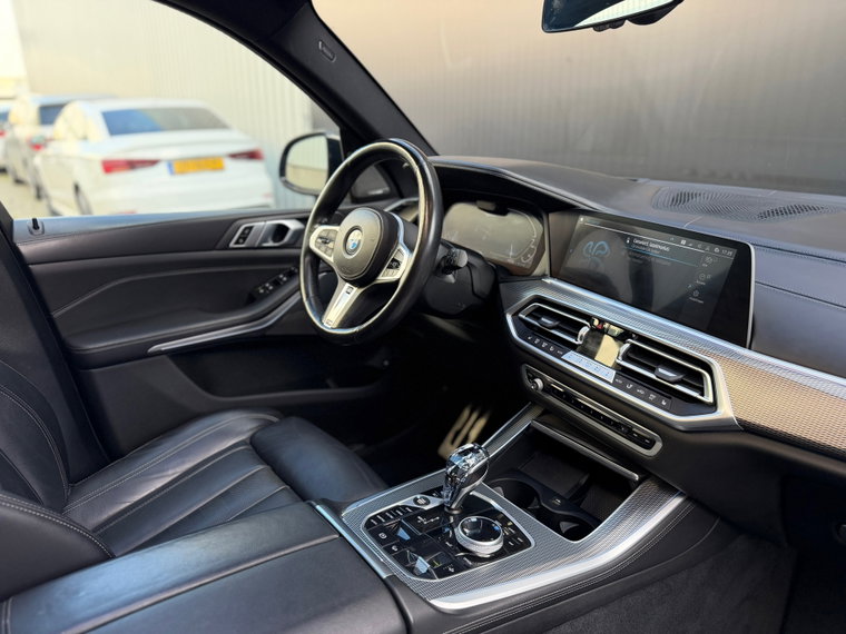 Vehicle Image 31