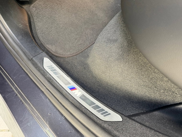 Vehicle Image 42