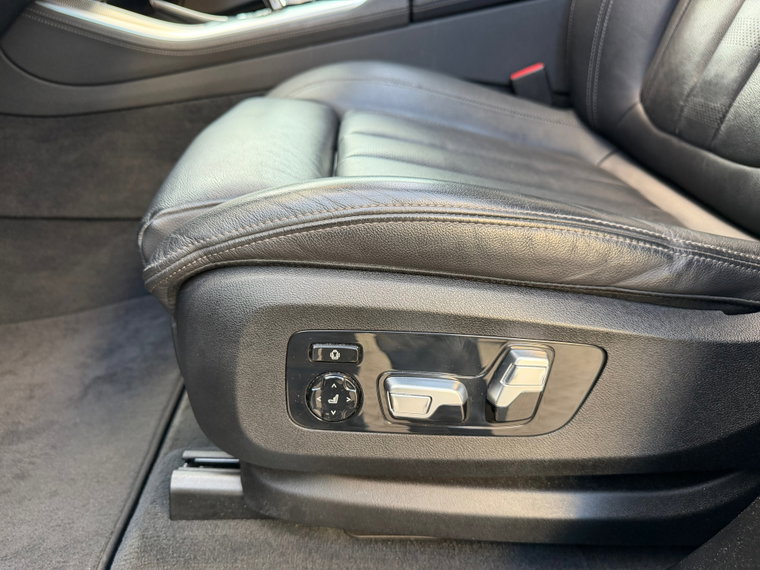 Vehicle Image 50