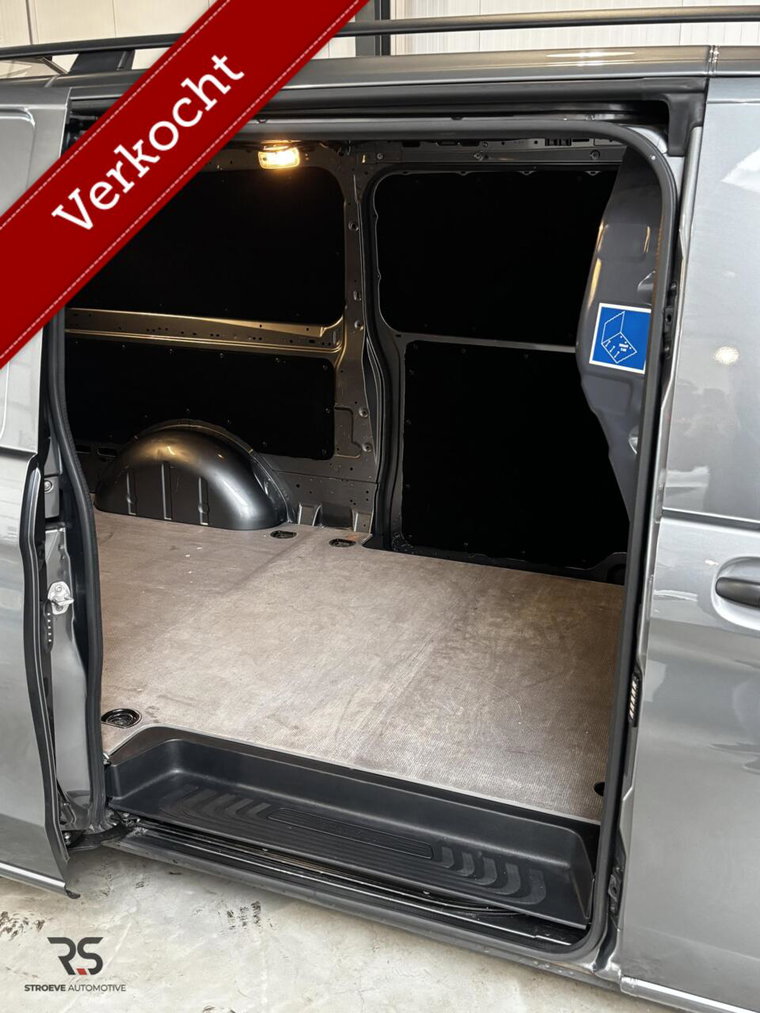 Vehicle Image 57