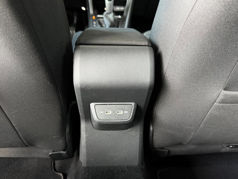 Vehicle Image 40