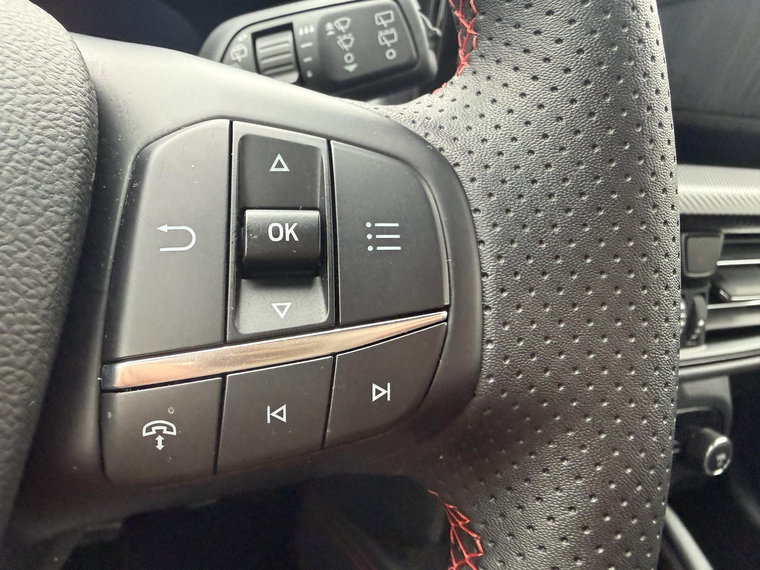 Vehicle Image 27