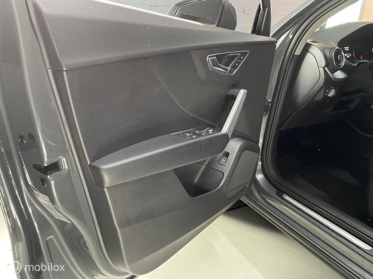 Vehicle Image 40