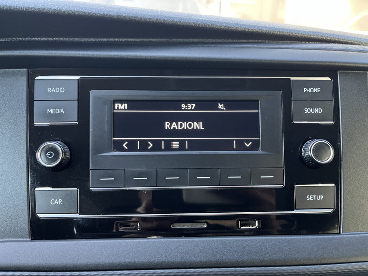 Vehicle Image 32