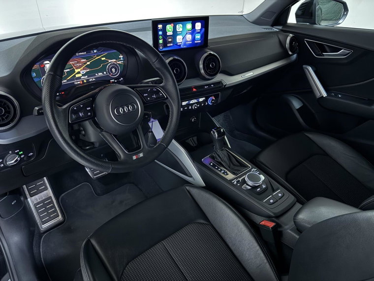 Vehicle Image 15