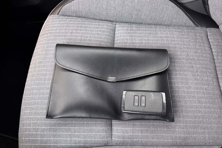 Vehicle Image 30