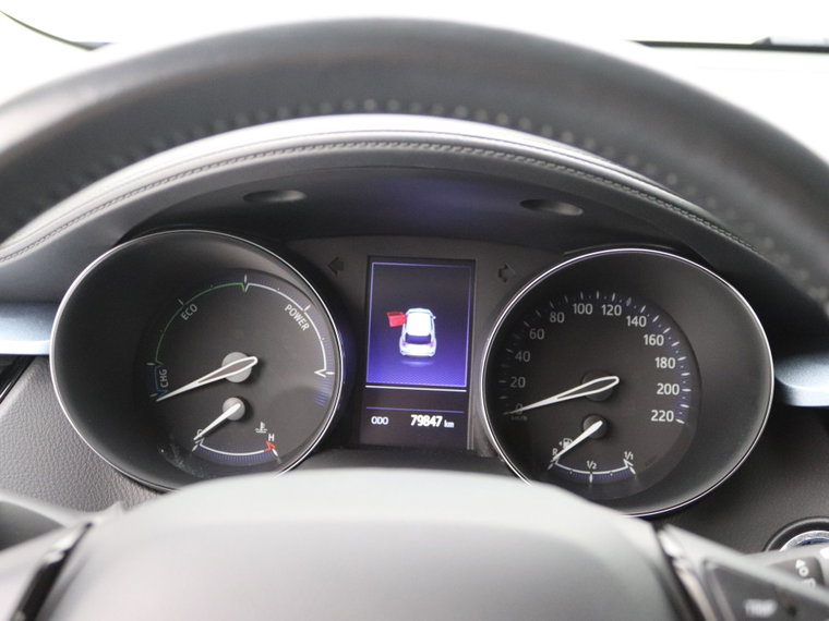 Vehicle Image 17