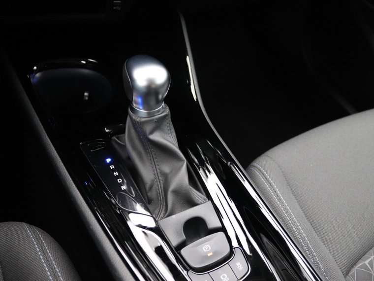 Vehicle Image 24