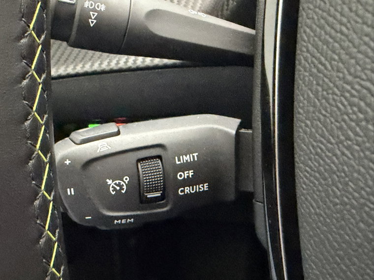 Vehicle Image 28